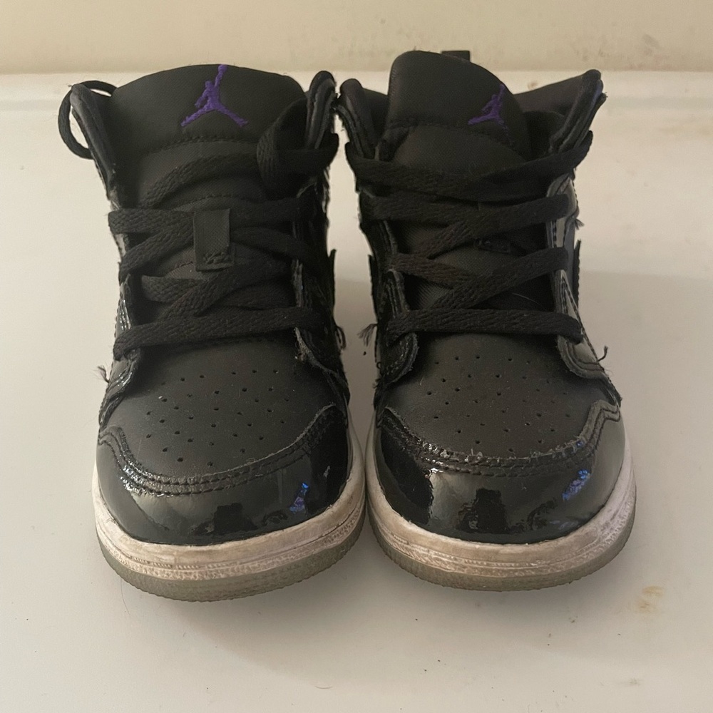 Toddler boy Jordan 1’s
